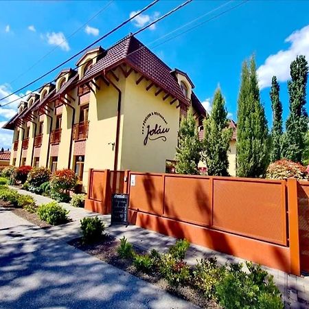 Jolan Pension & Restaurant Cicov Luaran gambar