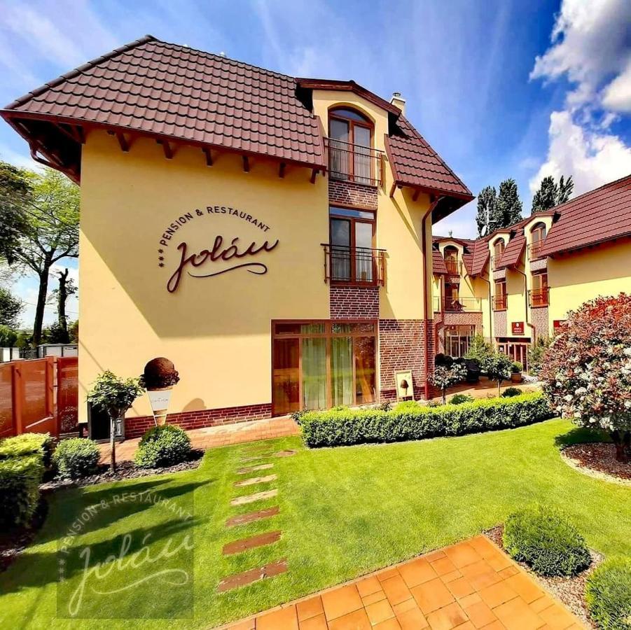 Jolan Pension & Restaurant Cicov Luaran gambar