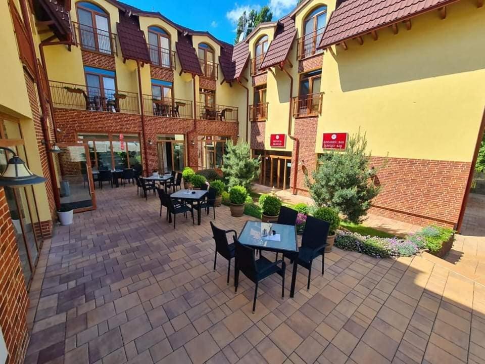 Jolan Pension & Restaurant Cicov Luaran gambar