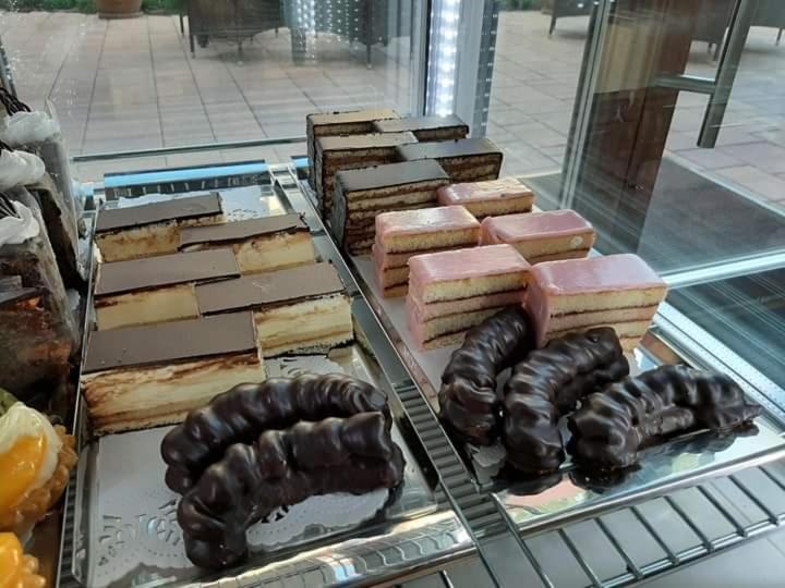 Jolan Pension & Restaurant Cicov Luaran gambar